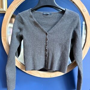 Brandy Melville Gray Ribbed Button-Up V-Neck Sweater Top